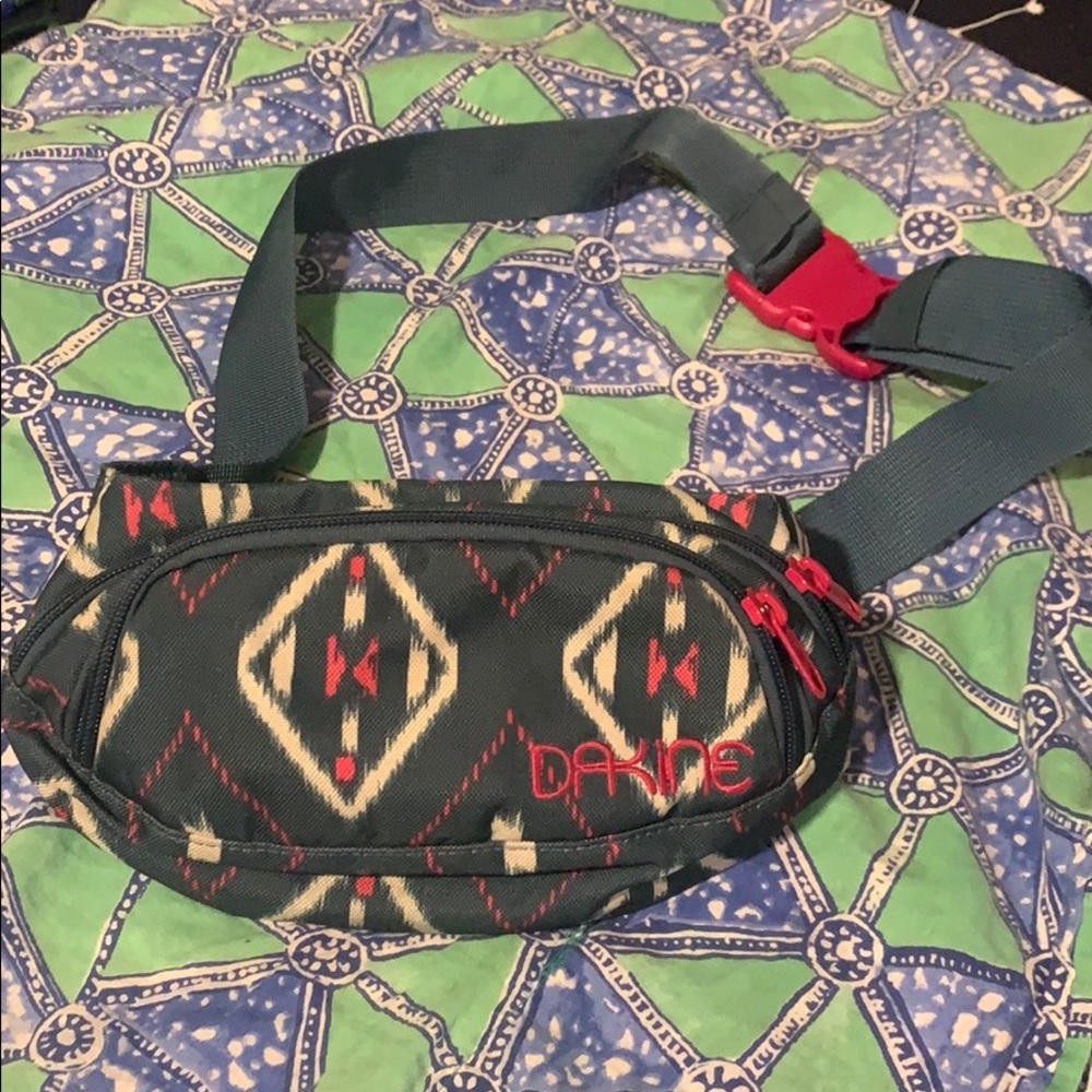 Dakine Fanny Pack